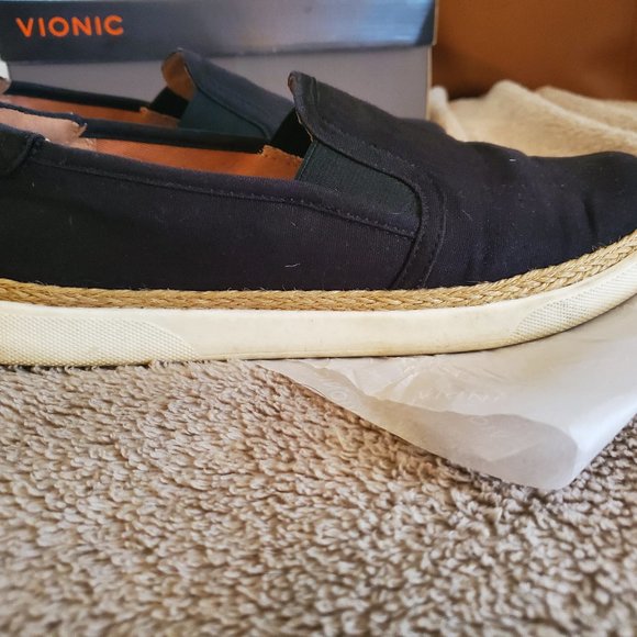 vionic rae slip on